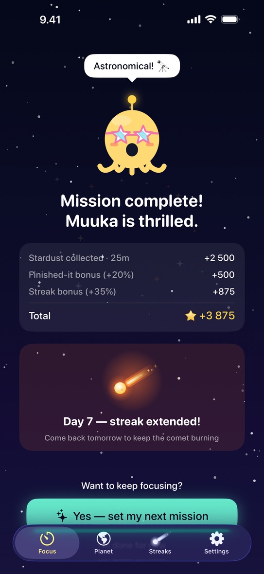 A streak celebration with the comet, Muuka yellow in star sunglasses